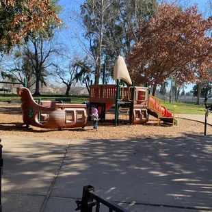 Pirate play structure