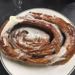 Cinnamon roll