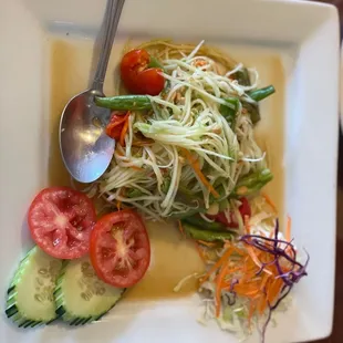 Green papaya salad