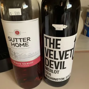 White merlot and Merlot wines