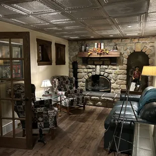 Cozy area to sit during the Pub Social Hour