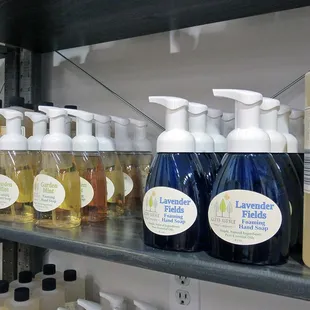 Our natural foaming soaps come in 5 signature scents, fragrance free and seasonal scents!