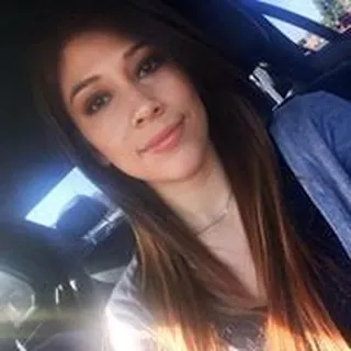 Esmeralda B.