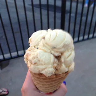 Key west pie in waffle cone, yum!