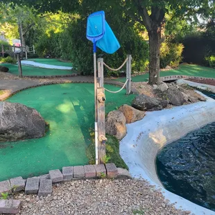 Yes, we usually have to use one of the provided nets to retrieve a ball...