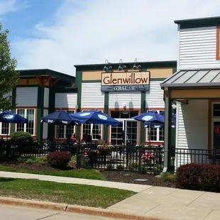 Cute place from the outside. A variety of seating options; bar, dining room or patio.