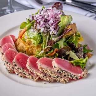 Seared Ahi Tuna Salad