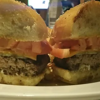 "The Stanford" Cheeseburger*