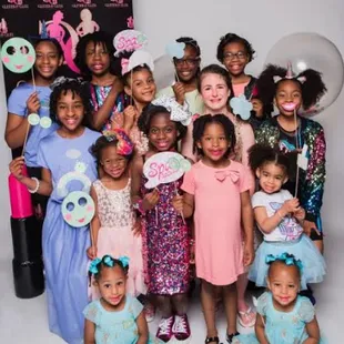 Glitter &amp; Glitz Kids Spa