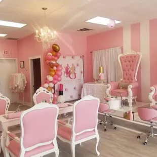 Glitter &amp; Glitz Kids Spa