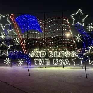 Nice Patriotic Display on Frontside