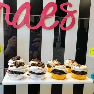 Peanut Butter Chocolate cupcake was fabulous!