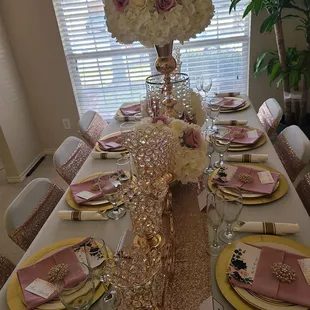 This gorgeous table setting!!!
