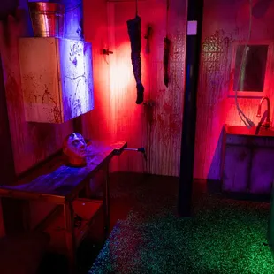 Horror Escape Room @ GLO Mini Golf - San Bernardino