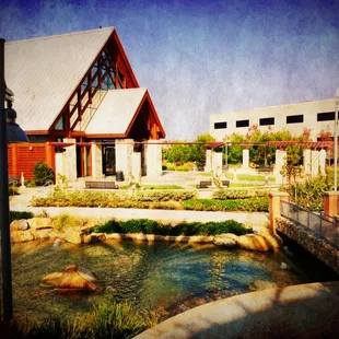 a view of a restaurant from across the pond