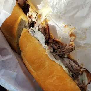 @makeMePrettie car food adventure! Beef dip. On the dry side.