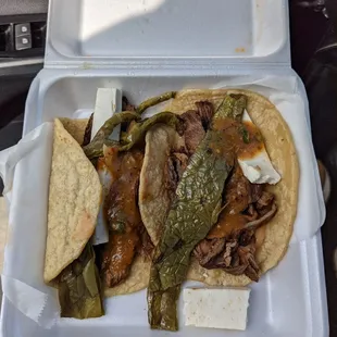 Gloria&apos;s tacos