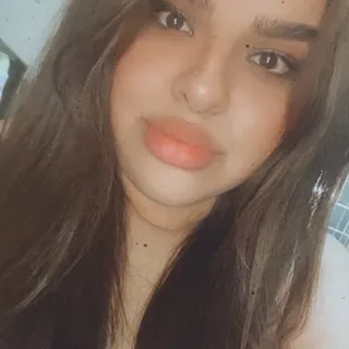Alejandra V.