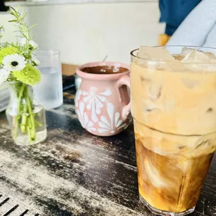 Hot and iced cafe de olla