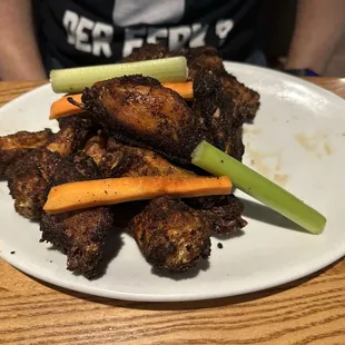 Glory Days has THE BEST dry rub chicken wings!!