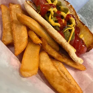 Dodger dog w/ketchup, mustard and jalapeños. Bomb!!