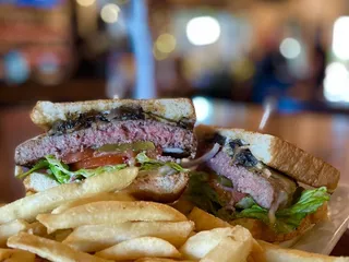 Jimmy E’s Bar + Grill