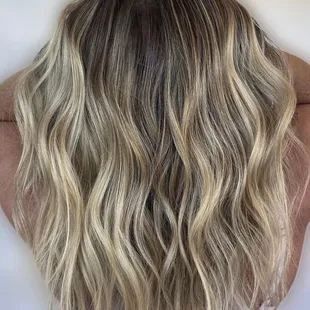 Golden highlights/ balayage