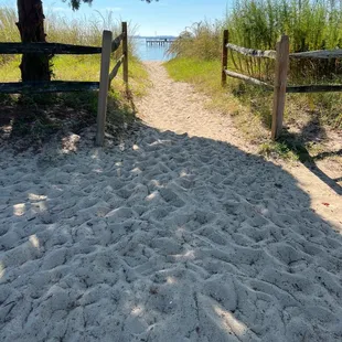 Short path to the beach from the parking lot