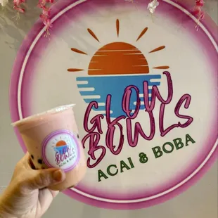 02.17.25 Strawberry Banana smoothie w/ honey boba