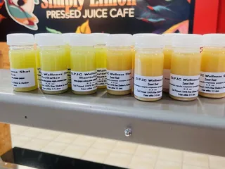 Simply Limón Pressed Juice Cafe