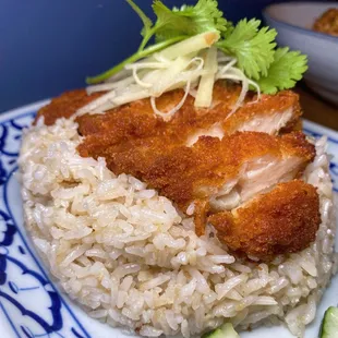 Khao Mun Gai Tod ($15)
