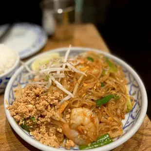 Pad Thai | Instagram: GaoGirlsGrubbin