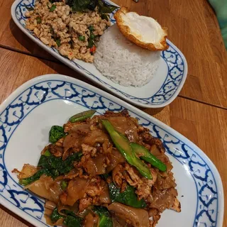 Pad See Ew