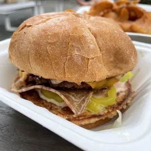 s.i.d. burger