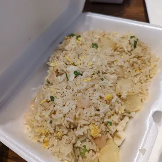 Pineapple Seafood Fried Rice