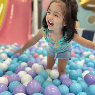 Ball pit