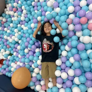 Ball pit