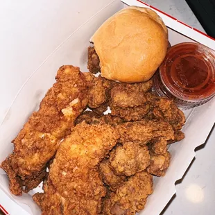 Gizzards and Chicken Strips with G-Sauce
