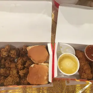 ows two boxes of food