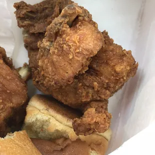 ows a basket of fried chicken