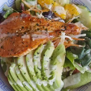 Grilled Salmon Salad