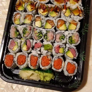 6 Rolls Party Tray (Shrimp Tempura, Eel Avocado, Salmon Avocado, Yellowtail w/ Jalapeño, Tuna Avocado, and Spicy Tuna Crunch)