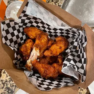 Soy garlic wings