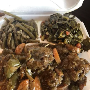 Oxtail platter with collards and green beans