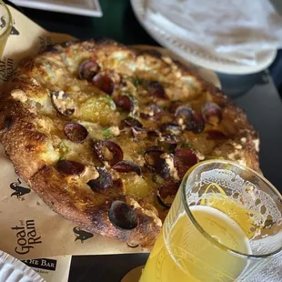 food, pizza