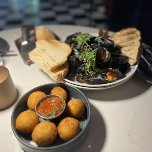 Goat Cheese Bites and East Coast Mussels