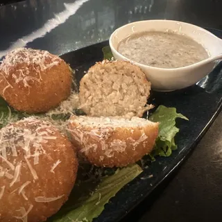 Cacio e Pepe Arancini