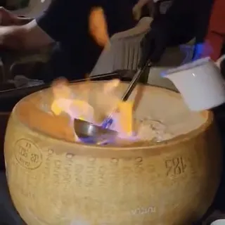 Spaghetti al Formaggio Parmigiano