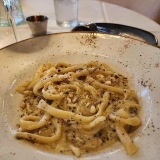 Truffle Cacio e Pepe