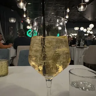 White Peach and Rosemary